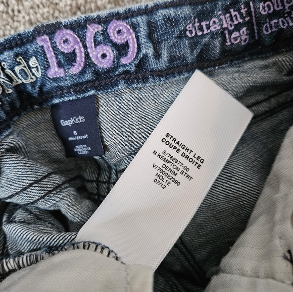 $5 In A Bundle! Girls 6 Slim GAP Kids 1969 straight leg jeans - Picture 10 of 11